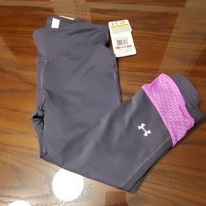NWT Under Armour Gray/Purple Heat Gear Crops